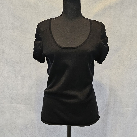 Black Soft Ruffled Sleeve Low Cut Pull Over Top Size thought to be M - Picture 1 of 6